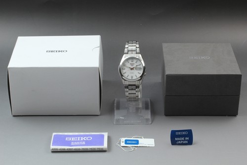 Presque comme neuve - [], montre