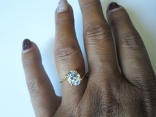 bague en plaqué or, solitaire zirconium facetté, t. 57