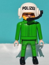 PLAYMOBIL FIGURINE PILOTE