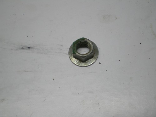 Ecrou volant moteur - ecrou, de