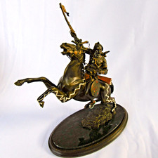 sculpture indien a cheval