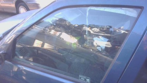 Vitre avant gauche peugeot 306 - avant,