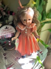 poupee  petitcollin marie francoise Mode et travaux blonde neuve  tenue neuve