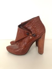 Bottines cuir verni LOUIS VUITTON - Pointure 39