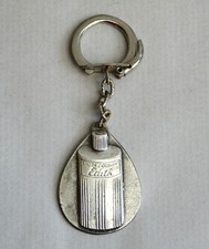 ancien porte clé métal eau