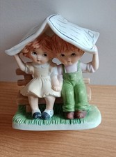 Figurines En Biscuits Peintes" Les enfants sur le banc" 