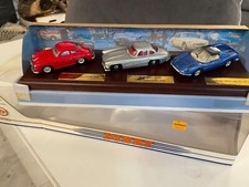 Dinky toys 1/43 - coffret porsche 356A - mercedes 300 SL - ferrari dino 246 GTS