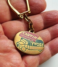 Ancien porte clé métal