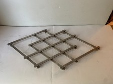 dessous de plat en métal