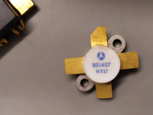 Sd1407 transistor nos 1407 - ,