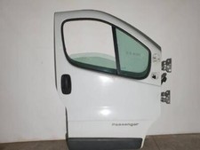 7751478601 porte avant droit pour RENAULT TRAFIC COMBI (AB 4.01) 9 2001 375481
