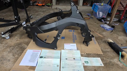 Honda cbr1000rr sc57 - cbr1000rr,