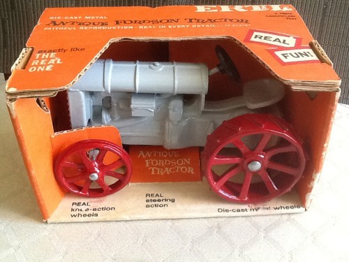 Antique fordson tractor - antique,