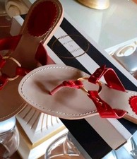 Sandales chic vernies rouges