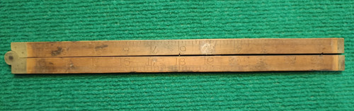 Ancienne règle bois de - règle,