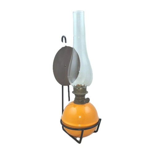 Ancienne lampe pétrole à - à,