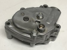 UNE PIÈCE MÉCANISME POMPE À