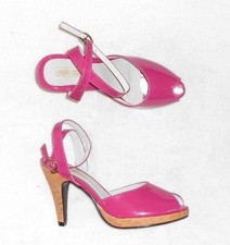 BUFFALO LONDON sandales cuir synthétique verni rose P 37 "Neuves"