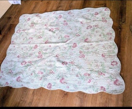 Laura ashley bedcover - laura,