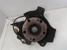 Moyeu avant gauche RENAULT