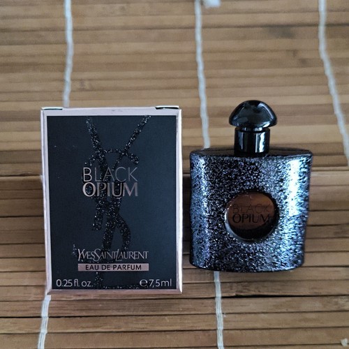 Yves saint laurent black opium - black,