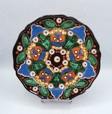 Assiette plate chantournée en terre cuite vernissée de Thoune Suisse début XXème