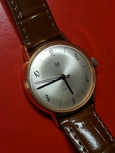 Tres belle montre homme - , lip