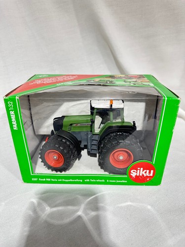 Fendt 924 vario with front - 924,