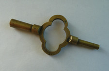 ancienne clé double de pendule d'officier