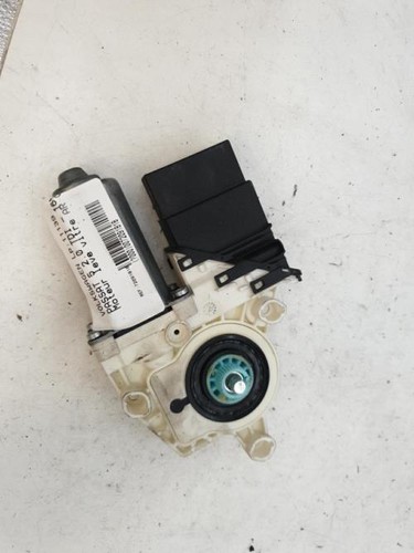 Moteur leve vitre arriere
