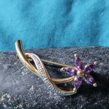 Broche Vintage Fleur Violette Plaqué Or Jaune Et Blanc Poinçon 45x20mm