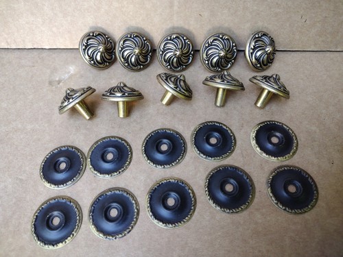 Lot anciens boutons de - de,