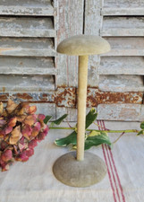 ANCIEN PORTE CHAPEAU VELOURS VERT CLAIR ETIQUETTE AU LOUVRE