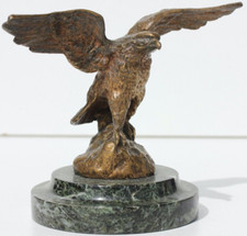 AIGLE ROYAL EN BRONZE - 1930 - R. RICHARD - SOCLE MARBRE - H. 13 cm - 1,220 kg