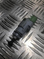 Contacteur feu stop RENAULT CAPTUR 1 PHASE 1 253205115R