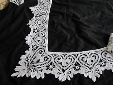 Ancienne dentelle Renaissance