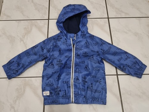 Coupe vent bleu - coupe, taille