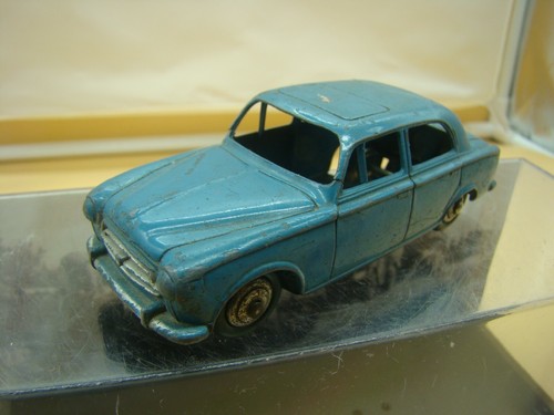 Peugeot 403 dinky - peugeot,