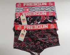 Lot de 3 SHORTY FREEGUN taille 10  12 ans culotte fille NEUF et 1 boite cadeau