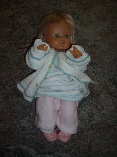 Poupee bambin blonde de - poupee, la