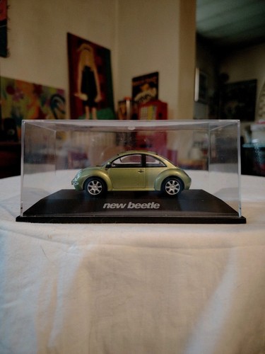 Schuco volkswagen new beetle - new,