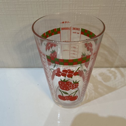 Joli verre doseur style henkel - verre,