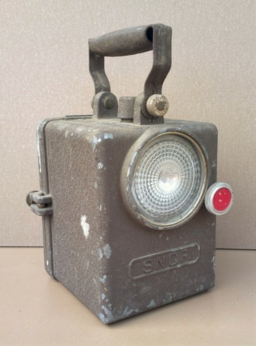 Ancienne lampe fanal - ancienne, de