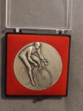 MEDAILLE CYCLISME sIGNE Drago