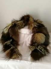 COL FOURRURE RENARD - COULEUR MARRON FONCE ET VERT CLAIR