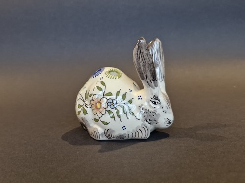 Joli pique fleurs lapin - joli,