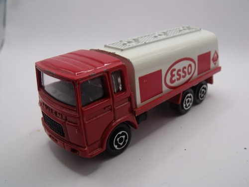 Maj 100 majorette - -, 1/100