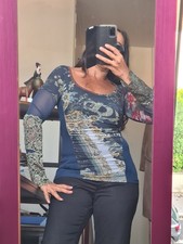 TRES BEAU HAUT ICONIQUE  SAVE