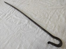 Ancien Pic en métal de 56 cm de long pour Poêle à bois ou fuel