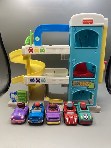 Little people wheelies - people,